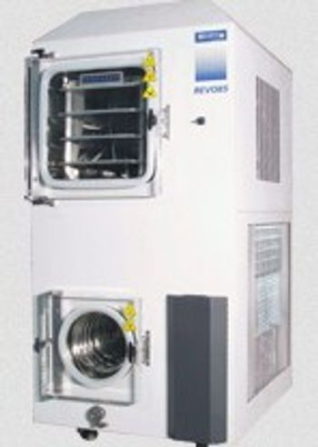 Laboratory Scale Freeze Dryers with CIP