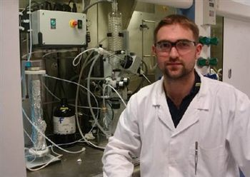 Heidolph Distimatic “makes large scale solvent evaporation easy and saves money” says the University of Bristol
