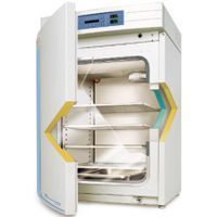 Thermo Scientific - Forma&trade; Series II 3110 Water-Jacketed CO2 Incubators