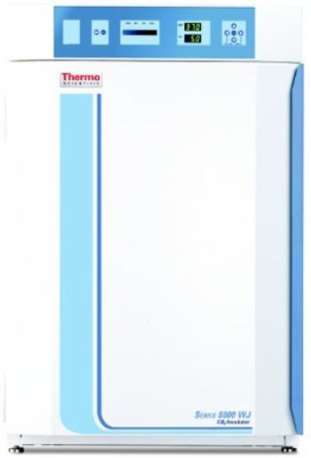 Thermo Scientific - Series 8000 Water-Jacketed CO2 Incubators